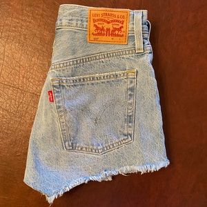 Levi’s Light Wash Denim Shorts